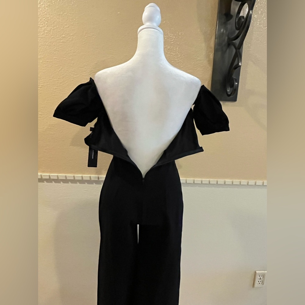 Lulus Off-the-Shoulder Puff Sleeve Jumpsuit. Ruched bodice wide leg. Black S NWT - Picture 9 of 14